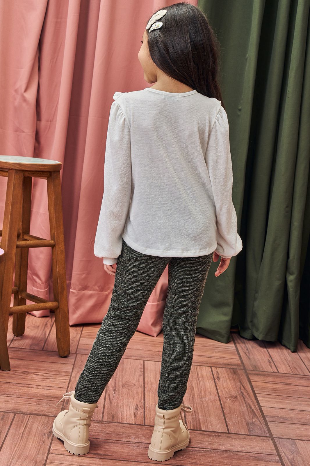 Conjunto de Bata em Malha Wave e Calça Legging em Canelado Mesclado 80855 Kukiê