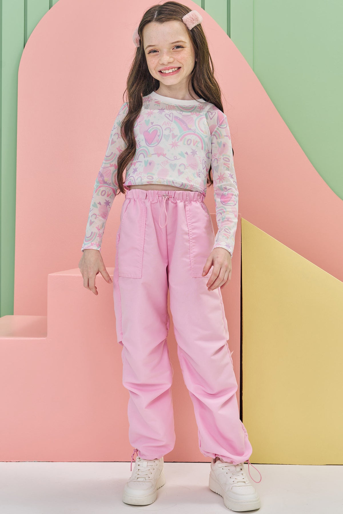 Conjunto Blusa Cropped em Tule Top em Canelado e Calça Parachute em Nylon 81072 Kukiê