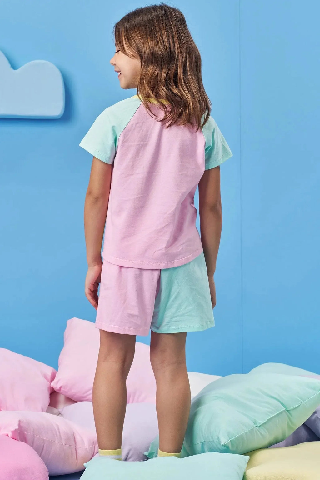Conjunto de Pijama de Blusa e Shorts em Meia Malha 83071 Kukiê